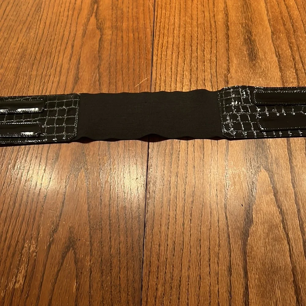 Leatherock Vintage Wide Patent Leather Belt With Elastic At Back 2 Snap Buckles